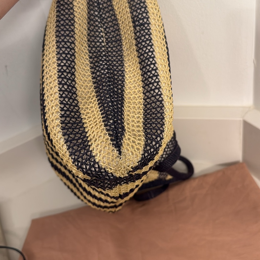 Miu Miu Logo Raffia Effect Tote Bag - Picture 12 of 13